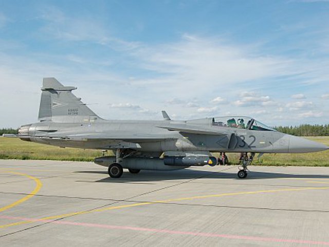Kíváncsi Gripenek