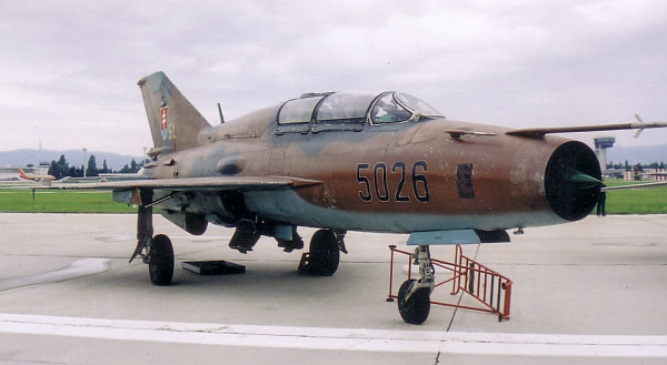 02-mig21.jpg