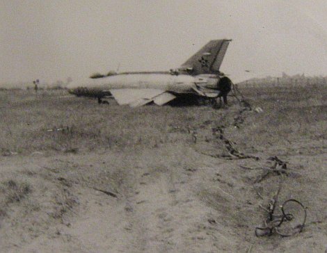 ATU-MiG-21F-13-823.jpg