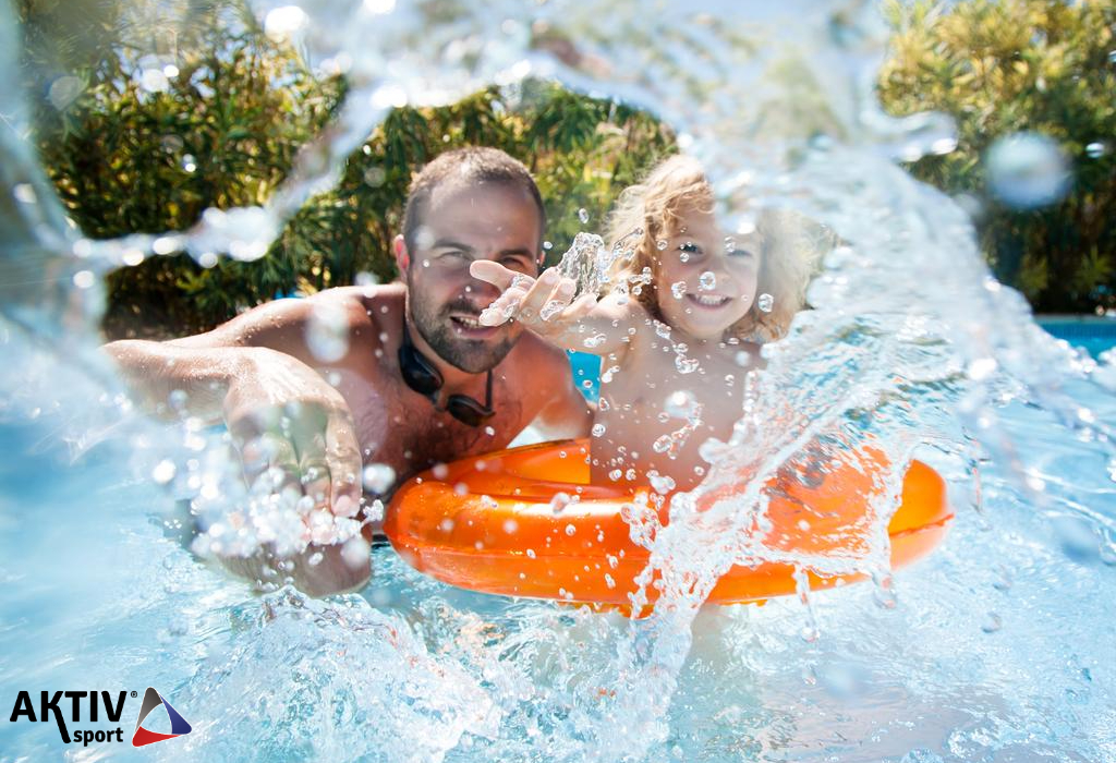 stock-photo-child-with-father-in-swimming_1.jpg