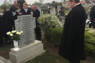 Tállai sírkövet avatott, csak sajnos még nem Orbánét
