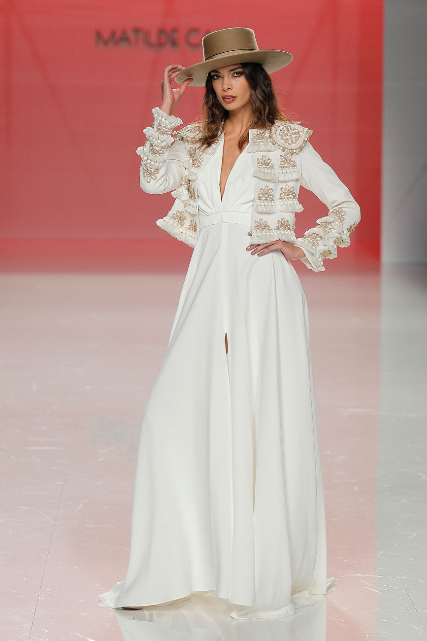 4-barcelona-bridal-week-eskuvo-classic-alice-blog-menyasszonyi-ruha-matildecano_57.jpg