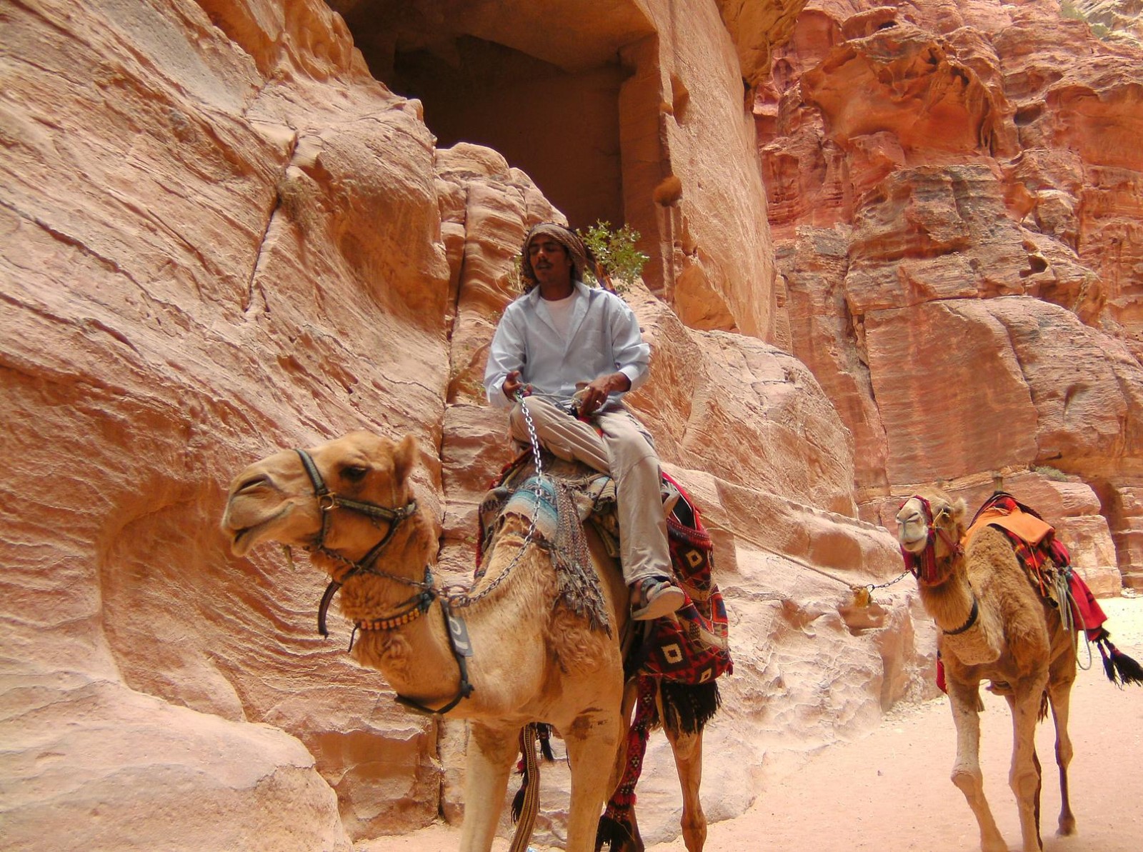 alitraveling_petra_jordan_5.jpg