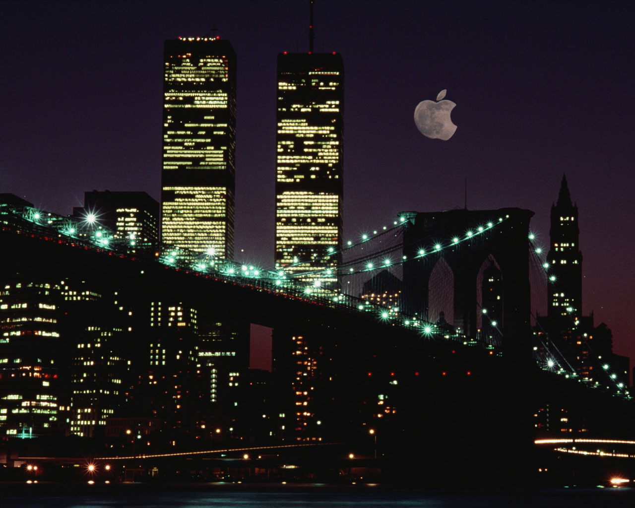 big-apple-moon.jpg