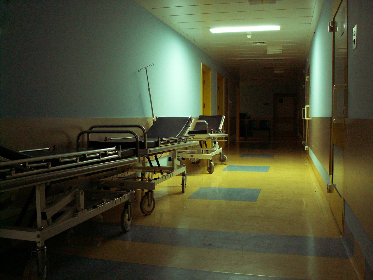 hospital-1233639-1280x960.jpg