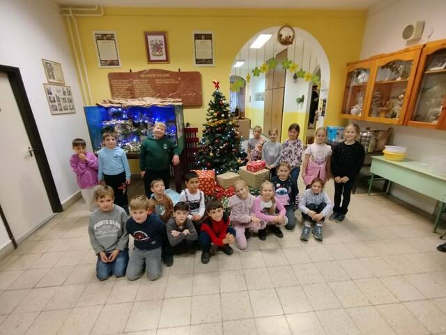 Jótékonyság: második osztály