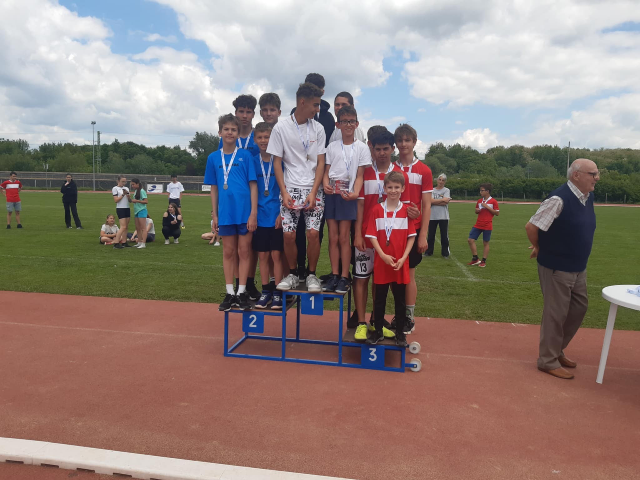 kisiskolasatletika_megyei2.jpg