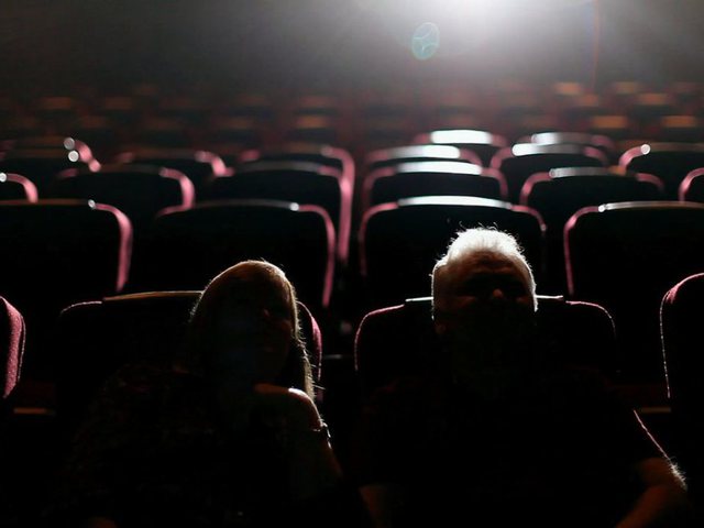 Akasztjuk a hóhért, 3. rész: Ki olvas ma filmkritikát?