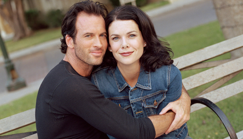 gilmore-girls-luke-lorelai-romantic-status-still-frustrating.png