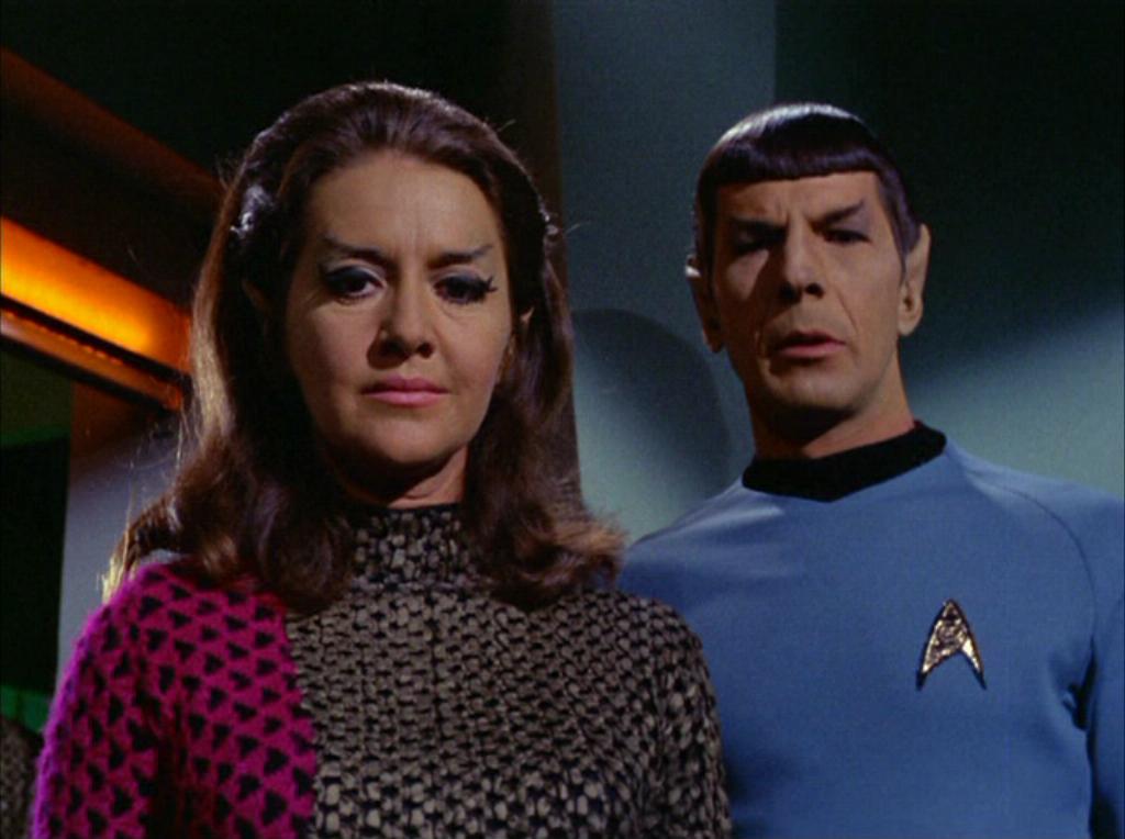 spock_and_the_romulan_commander.jpg