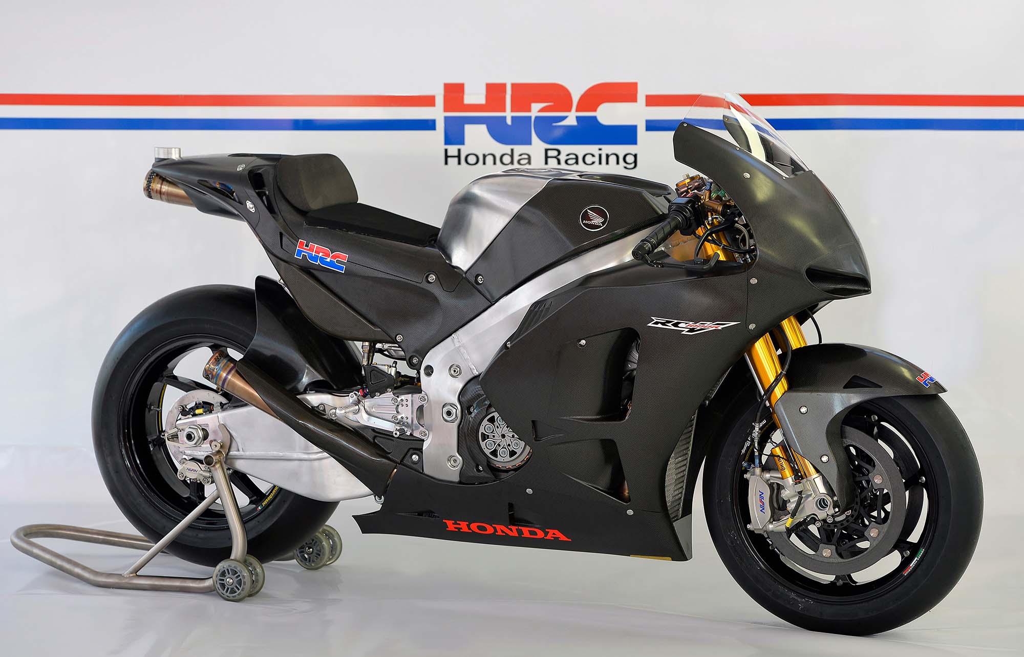 2014-Honda-RCV1000R-MotoGP-16.jpg
