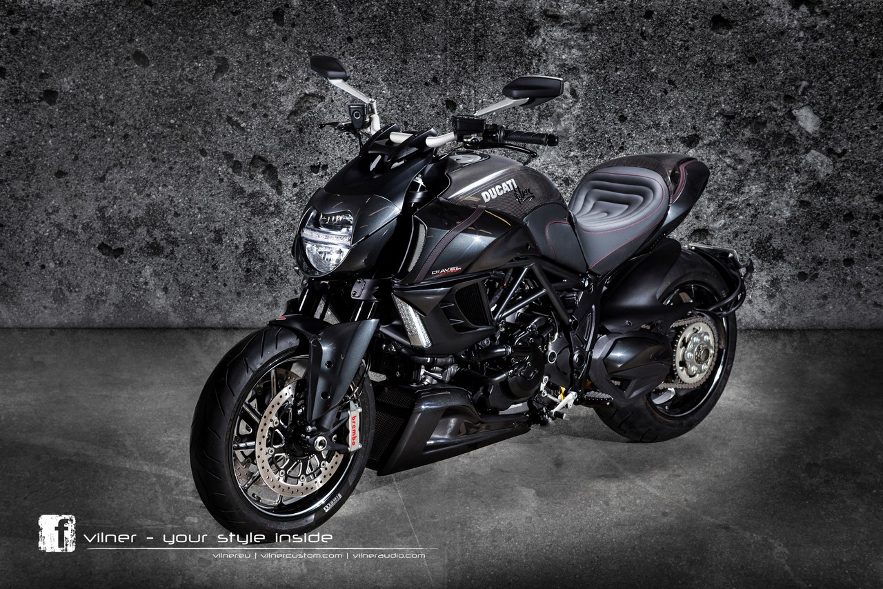 ducati-diavel-carbon-by-vilner-7.jpg