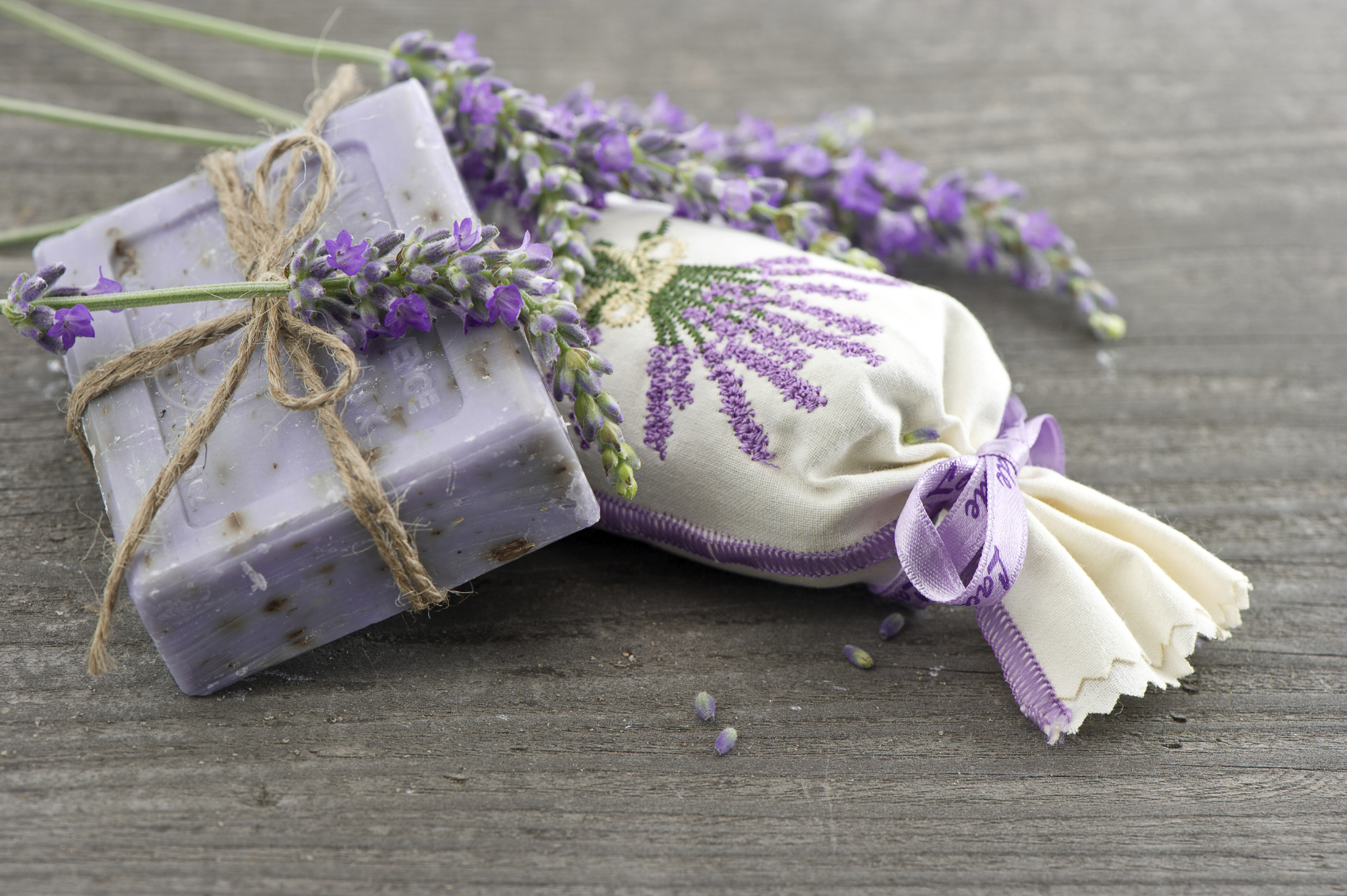 lavendar-soap-and-lavendar-sachets.jpg