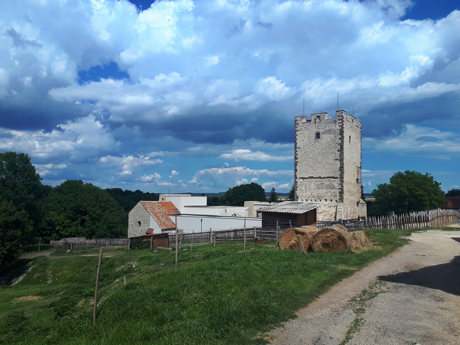 Nagyvázsony, Kinizsi vár