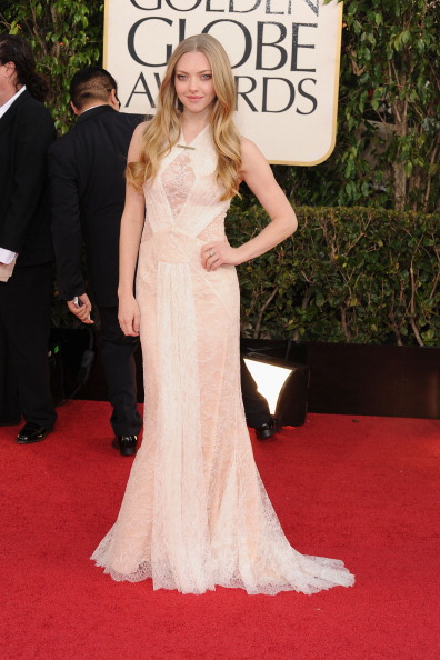 Amanda-Seyfried-2013-Golden-Globe-Awards-white-Dress-Givenchy-1.jpg