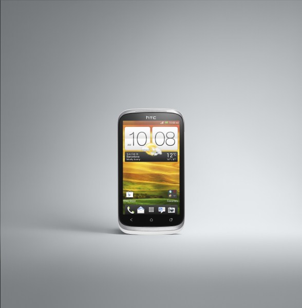 HTC Desire X White Front (588 x 600).jpg