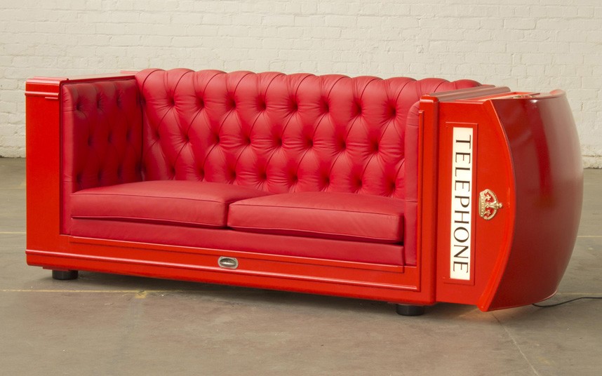 phone_box_sofa.jpg