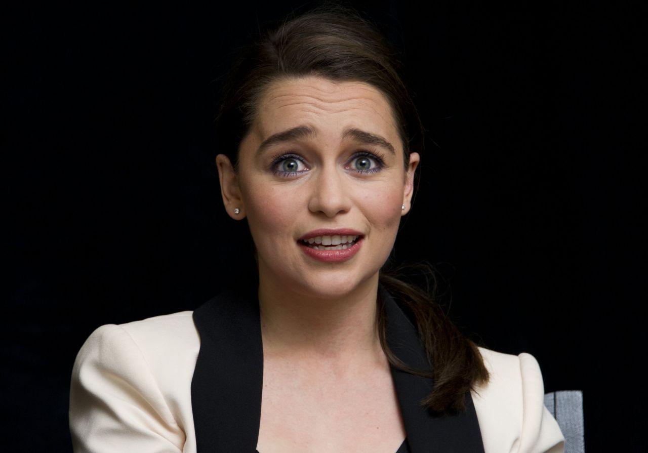 emilia-clarke-game-of-thrones-season-4-press-conference