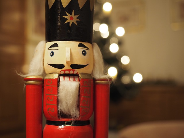 24_days_of_christmas_2016_hoffmann_nutcracker.jpg