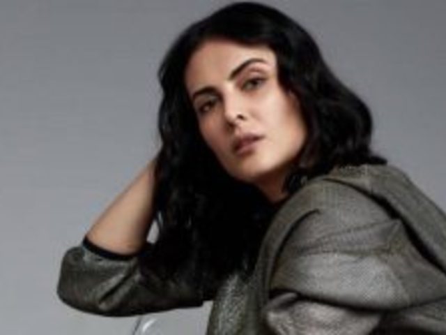 Happy 35th Birthday to Mandana Karimi