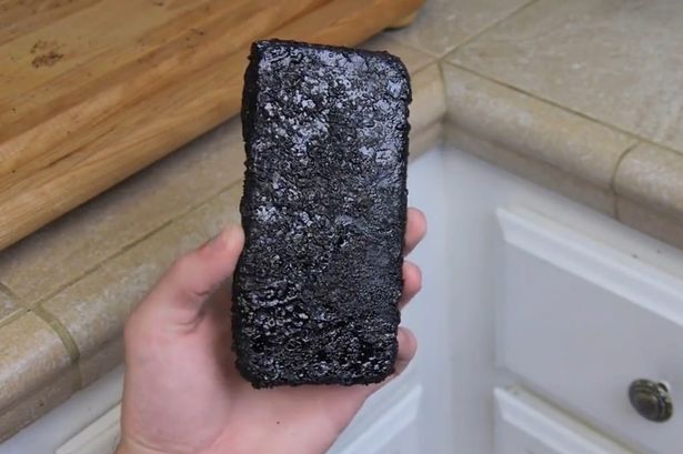 this-is-why-its-a-bad-idea-to-boil-an-iphone-6-in-coke.jpg