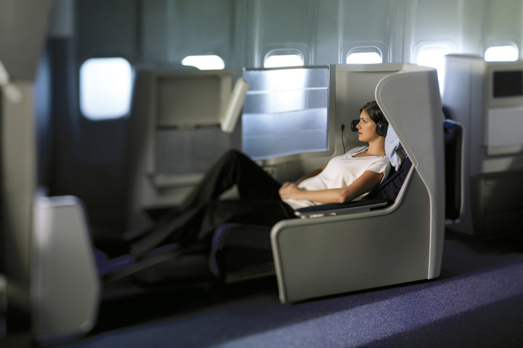 750x500-woman-reclining-in-seat-bacwn1018.jpg