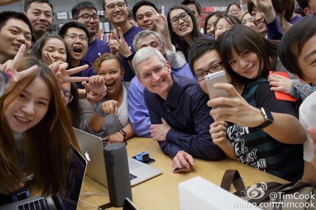 tim-apple-store-westlake-640x426.jpg