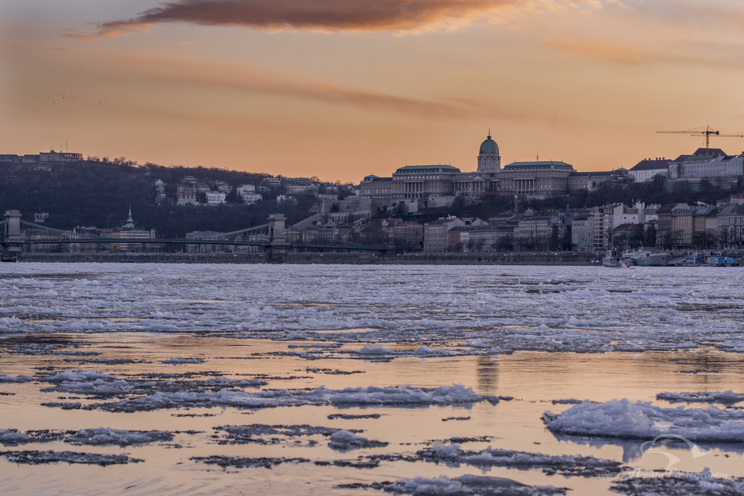 Így utazik le a több tonna jég a Dunán - Képriport