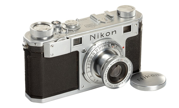 Exkluzív vázak és optikák - 100 éves a Nikon!