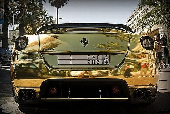 Gold-Ferrari-599-GTB.jpg