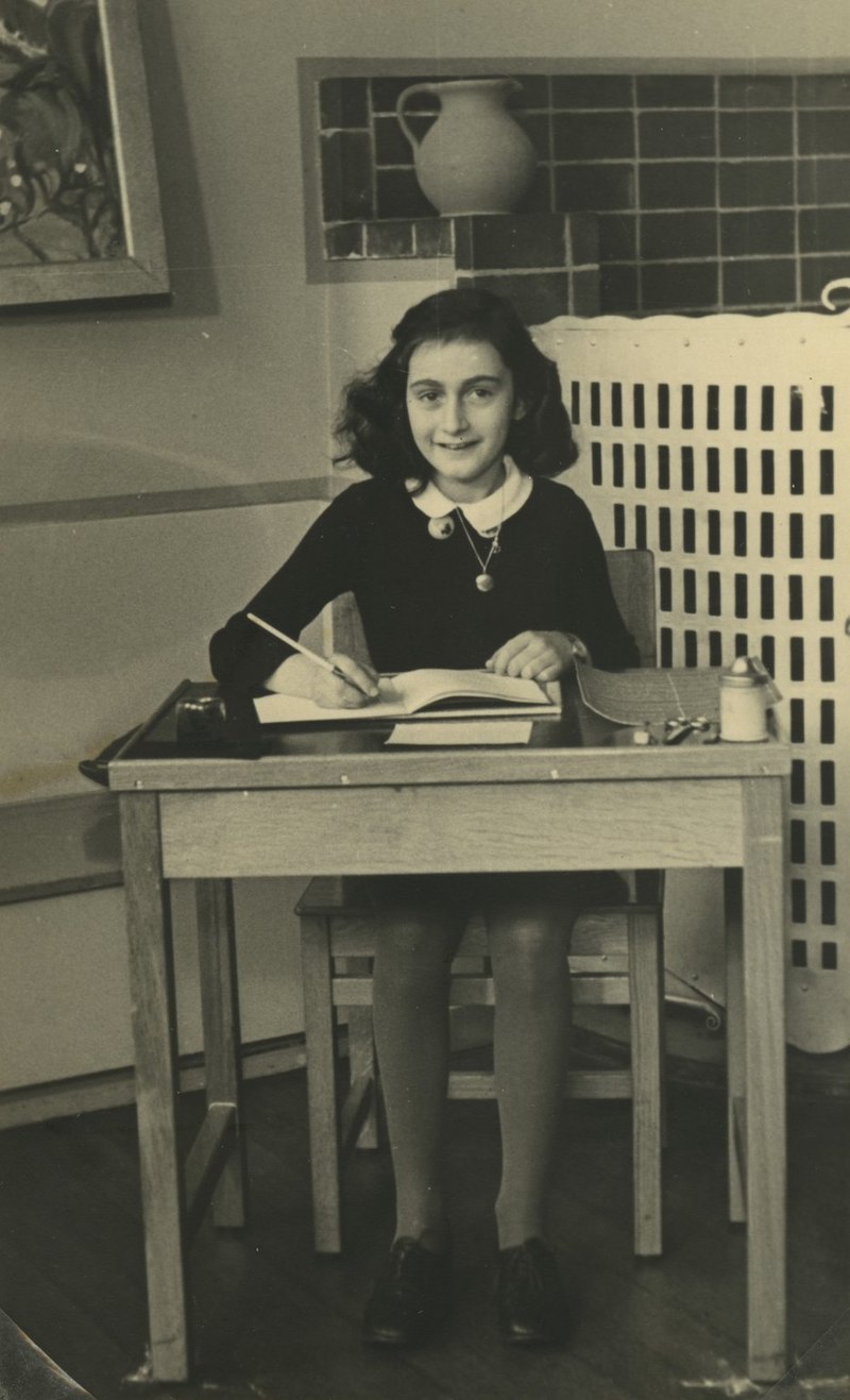 annefrankschoolphoto.jpg