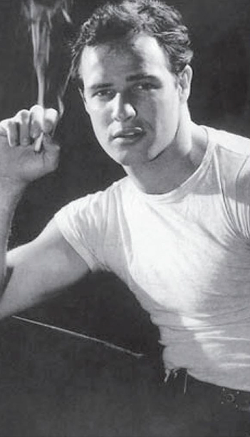 brando2.jpg