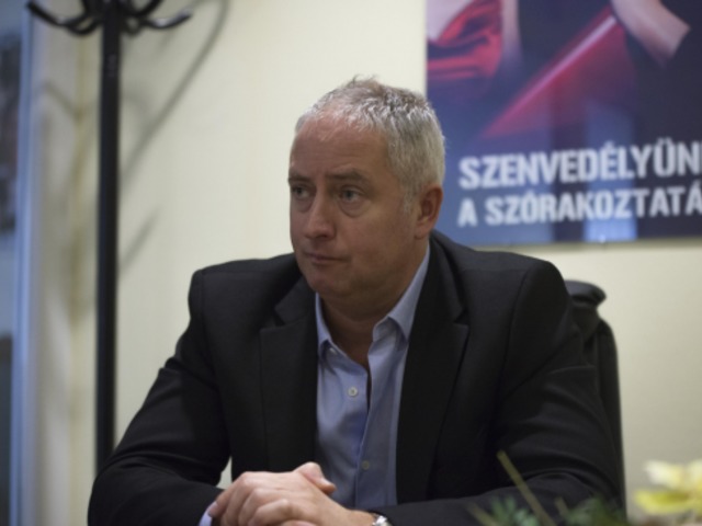 "A színházra is piaci szereplőként kell tekinteni" - Zalán János válaszolt