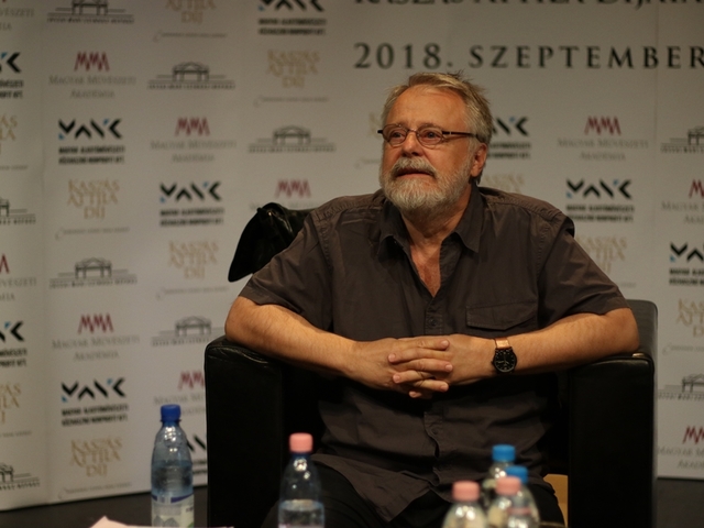 Párbeszéd a színház jövőjéről