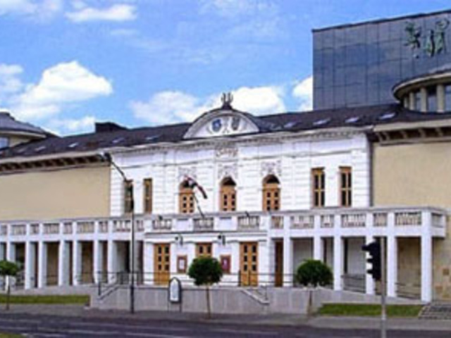 Eger és a megye összefog az egri színházért