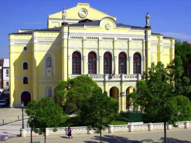 15 bemutatóval készül a 150 éves Csokonai Színház