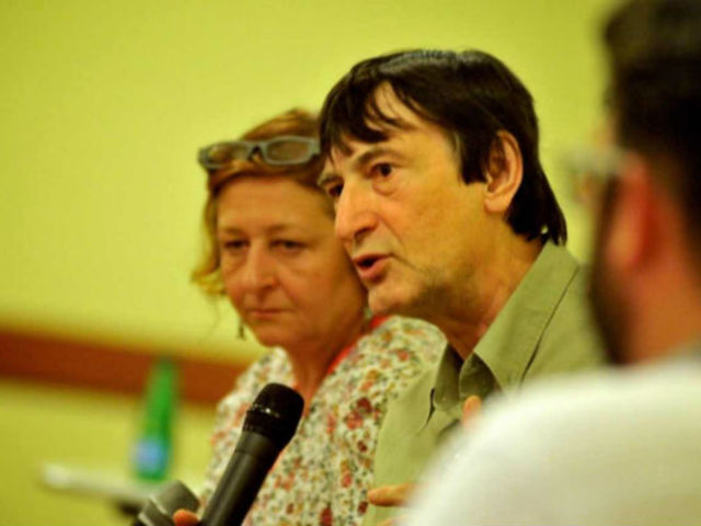 "A tudat egy nagyon veszélyes dolog" - A Meggyeskert szakmai beszélgetéséről