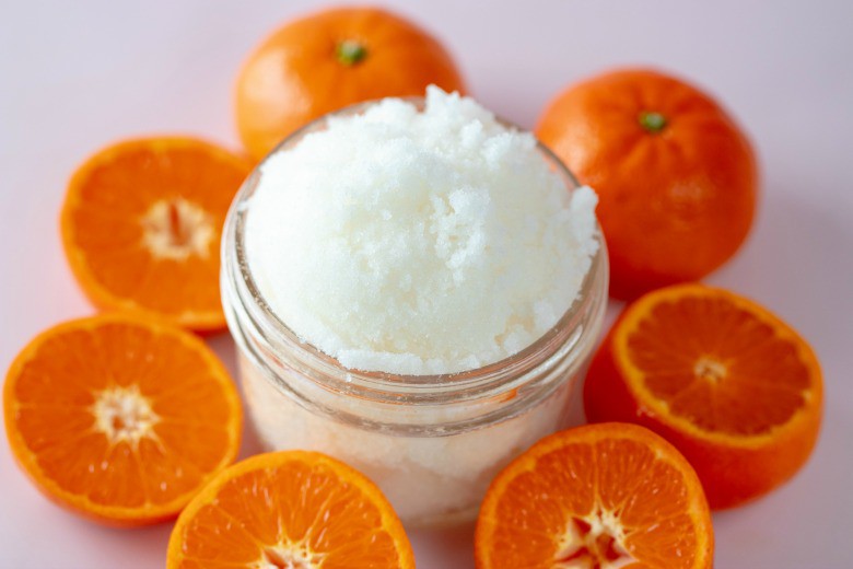 wild-orange-sugar-scrub-recipe-horizontal.jpg