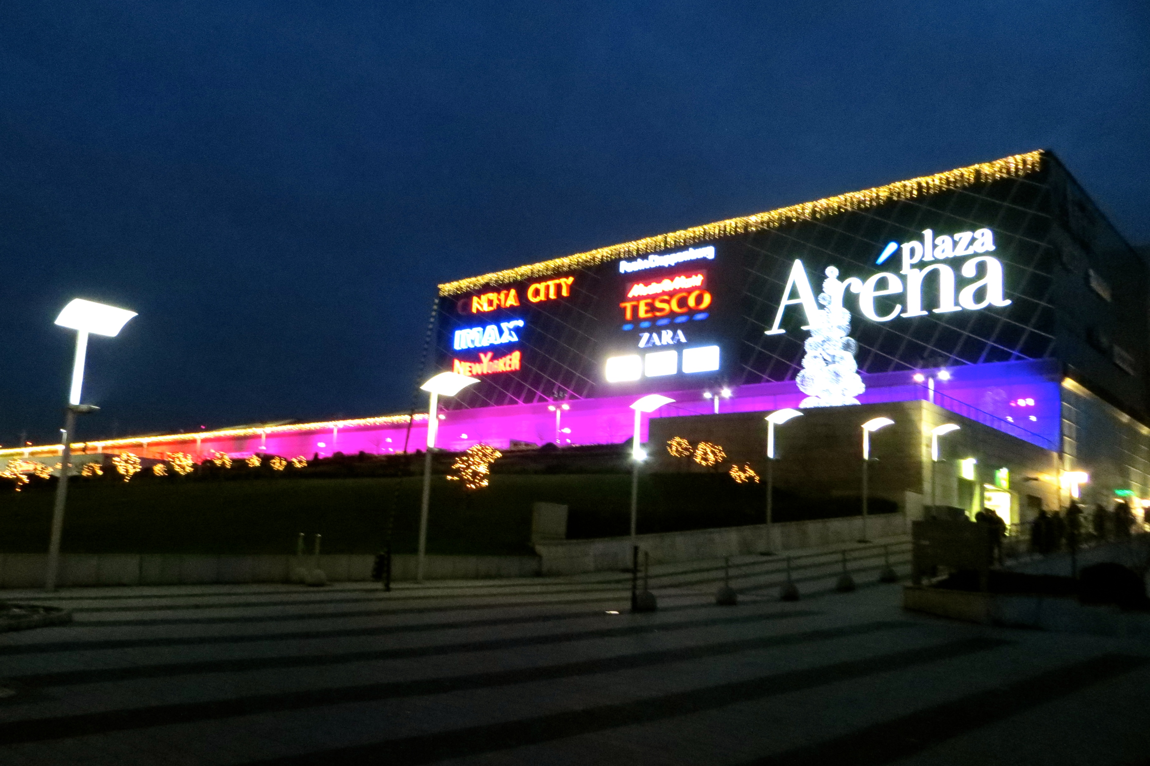 arenaplazabudapest.jpg