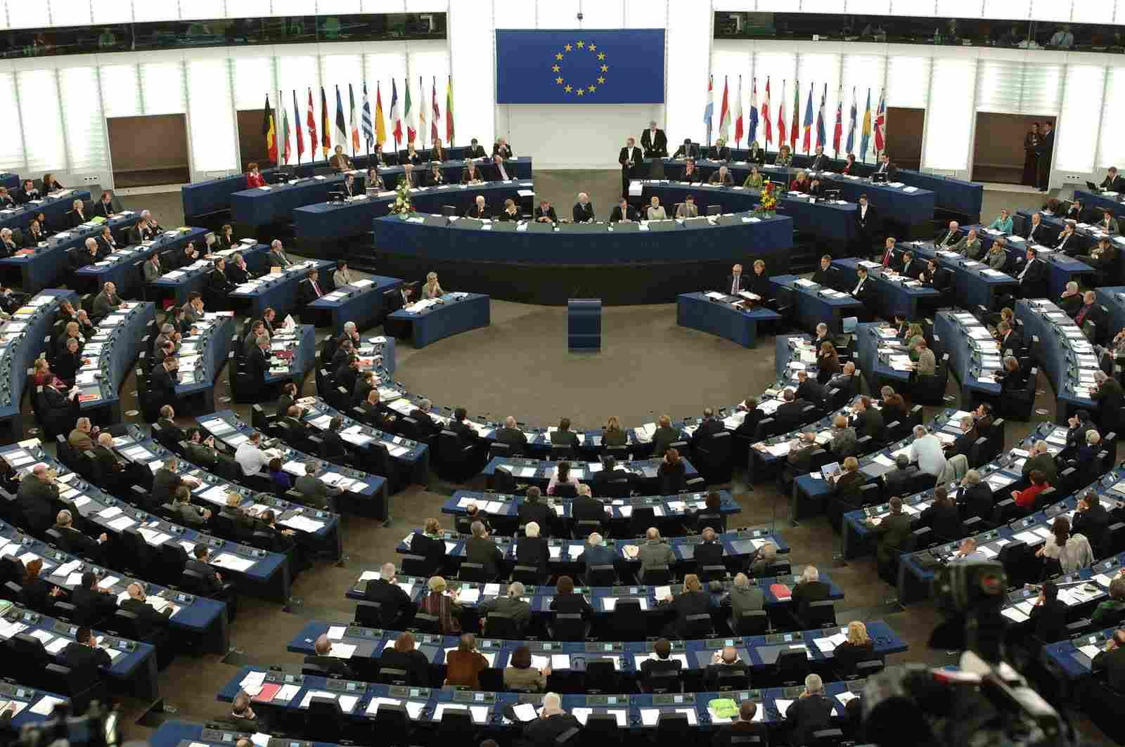 europai_parlament_belso.jpg
