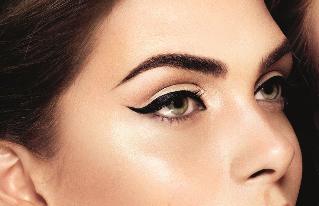 WINGED-EYELINER1.jpg