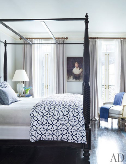 item11.rendition.slideshowWideVertical.brooke-shields-david-flint-wood-new-york-home-12-master-bedroom.jpg