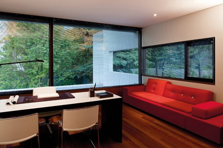 Home-Office-Design-in-Fray-León-House-with-Fresh-Natural-Environment-700x466.jpg