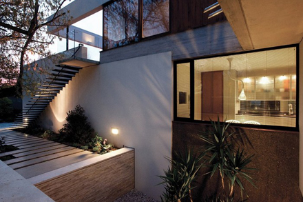 Outside-Staircase-for-Second-Floor-at-Fray-León-House-by-57STUDIO-700x466.jpg