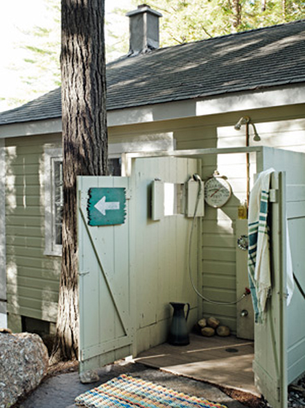 little-house-on-the-lake-garage-doors-0912-mdn.jpg