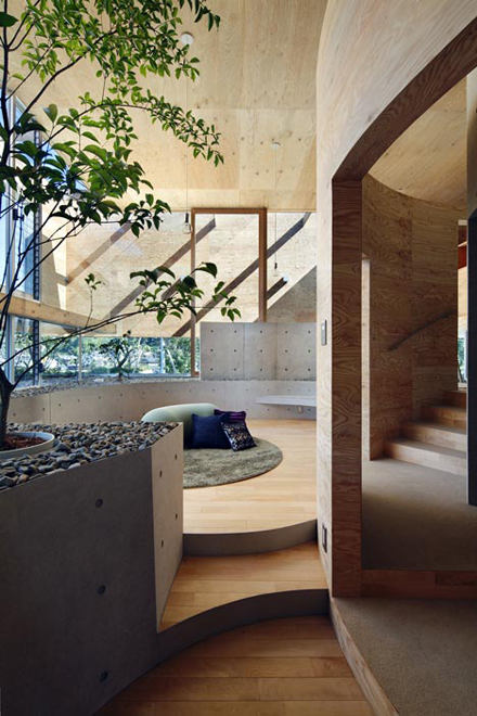 dezeen_Pit-House-by-UID-Architects_13.jpg