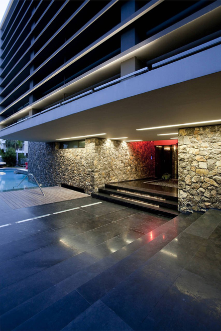 Stone-Wall-Ideas-in-Modern-Residence-at-Golf-in-Glyfada-by-314-Architecture-Studio.jpg