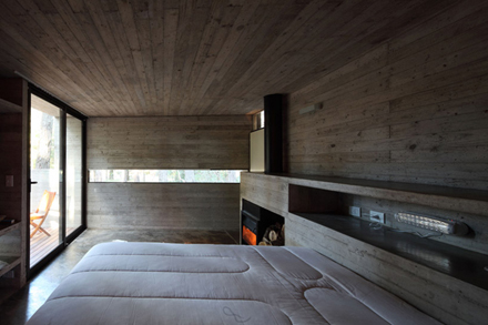 casa-levels-house-in-woods-bedroom-9.jpg