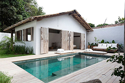 1modern-vacation-rentals-brazil-12.JPG