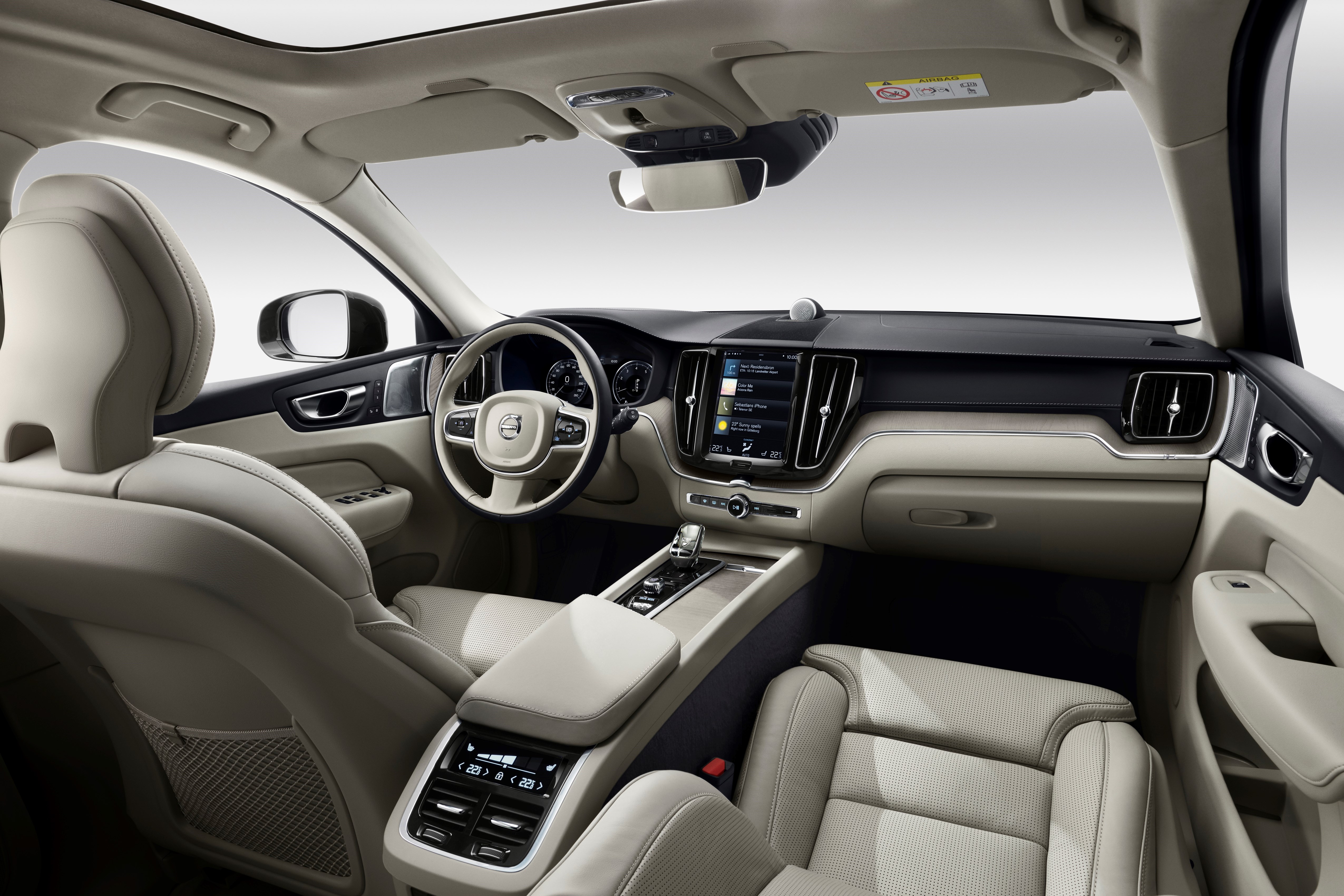 265692_xc60_inscription_expression_leather_fine_nappa_perforated_blond_in_blond.jpg